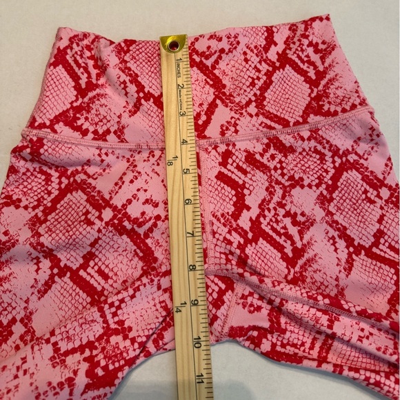 Fabletics Define PowerHold® High-Waisted Capri in Persimmon Python Size XXS - Picture 7 of 12